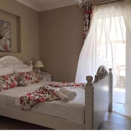 The White Hotel Алачати Екстер'єр фото