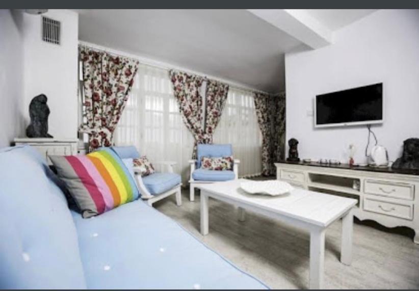 The White Hotel Алачати Екстер'єр фото